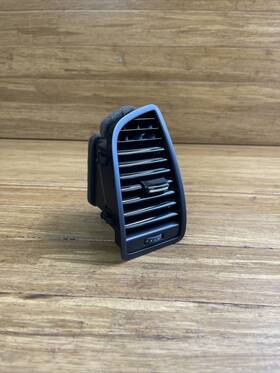 423820902c Audi Oem 2014 2015 R8 42 Ac A/c Right Dash Dashboard Air Vent Grille