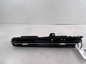 8y1-820-951-a-6ps Audi 2022-2024 S3 A3 Rs3 Dash Right Outer Air Vent Grill Oem
