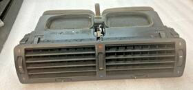 8390111 Bavarian Motor Works Bmw E38 95-01 7 Series Front Center Dashboard A/c Heater Air Vent Grill