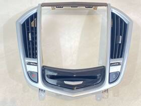 23289241 Cadillac 2013 - 2016 Srx Center Dash Radio Trim Bezel W Air Vents Oem