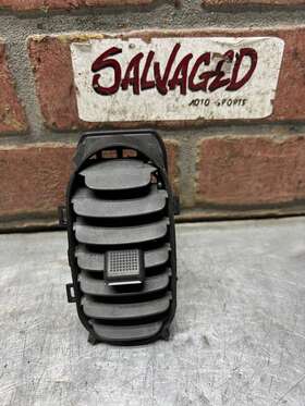 10323198 Chevrolet 05-13 Chevy Corvette C6 Dash A/c Right Vent Housing