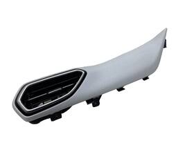42774369 Chevrolet 2022-2023 Chevy Bolt Premier Front Right Outer A/c Air Vent Grille With Cover Panel