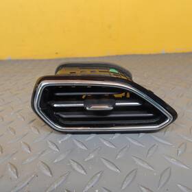 42825198 Chevrolet 2022-2023 Bolt Ev Dash Left Outer Air Vent Trim Cover Oem