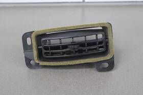 Vt114243 Chevrolet 03-06 Chevy Ssr Left Driver Center Dash Vent Oem