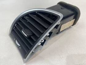 5rj93dx9aa Chrysler Fits 2015 - 2023 300 Lh Driver Side A/c Air Vent Grille Oem