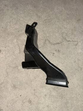 68085484ab Chrysler 2013 - 2016 Dodge Dart Floor Air Duct Passenger Side