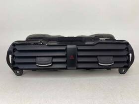Ds7319k617baw Ford Fits 2017 - 2020 Fusion Center Dash A/c Air Vent Oem