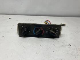 F81h19e784a Ford 1999-2010 F650 Heater A/c Temperature Controls - Used P/n