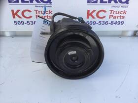 3241359 Freightliner 2026168 Cascadia 125 Evolution Air Conditioner Compressor