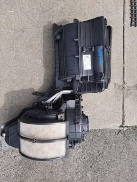 Freightliner 2162652 For 2020 Cascadia 126 Heater Assembly 3387976