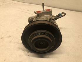 22-65772-001 Freightliner 122sd Air Conditioner Compressor - Used P/n 2265772001