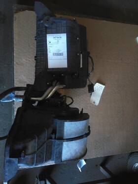 3733778 Freightliner 2471636 Heater Assembly