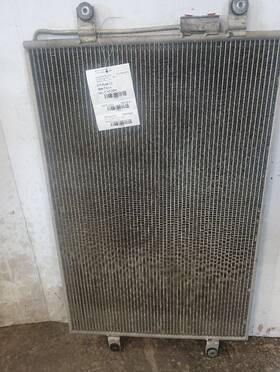 679.flhc13 Freightliner 2013 Cascadia Ac Condenser 22x33 Inch 11898303
