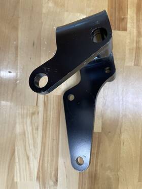 681-130-01-35 Freightliner A6811300135 A/c Compressor Bracket