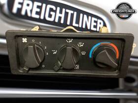 830.01.85 Freightliner Fl70 A/c Heater Control Panel 680. 1995 Oem