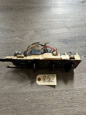 A22-51695-013 Freightliner Century 120 Hvac Control - P/n
