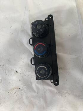 A22-73671-002 Freightliner 2017-2024 Cascadia Heat A/c Temp Controls - Used P/n A2273671002