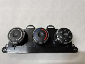 A22-73671-003 Freightliner Cascadia Heater Control Module P/n 7438