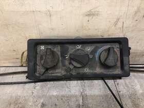 Fl106 Freightliner Heater A/c Temperature Controls - Used