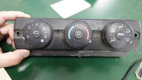P2260645501 Freightliner Cascadia Heater A/c Temperature Controls