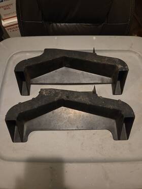 Y-15-017u General Motors 1966 Chevy Impala Super Sport Convertible/hardtop Console Lower Heater Duct Used