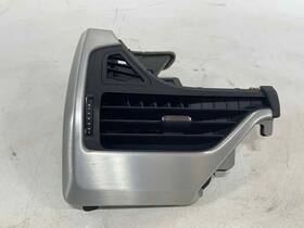 23464303 Gm Trucks 2015 - 2020 Gmc Yukon Xl 1500 Dash Lh Driver Side Outer Ac Air Vent Oem
