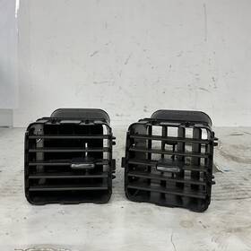 M15191910 Gmc 2004-2012 Canyon Pair Front Outer Heater A/c Air Vents Used Oem Black