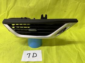 22880741 Gmc Sp13887 2010-17 Terrain Lh Center Dash Front Air Ac Heat Vent Oem
