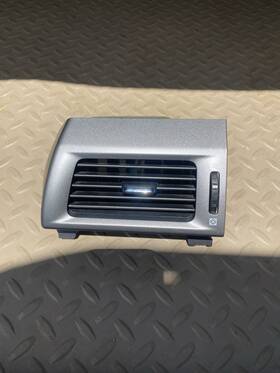 77240-tk8-a01 Honda 2011-2017 Odyssey Front Left Driver Side A/c Dashboard Air Vent Oem