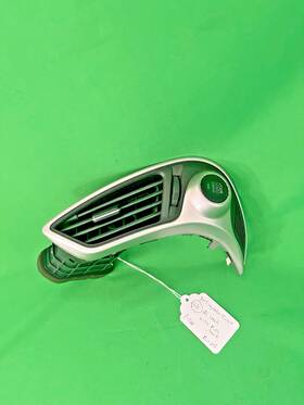 97410-2s000 Hyundai 2010-2013 Tucson Left Front Ac Vent With Push Start Button Oem