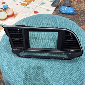 97410-f3000 Hyundai 2017 Elantra Air Conditioning Heater Vent Panel Oem