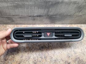 97410-j9aa0tmt Hyundai 2018-2023 Kona Front Dash Center Air Vent Grille With Hazard Switch Oem