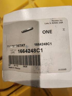 1664248c1 International A/thermostat