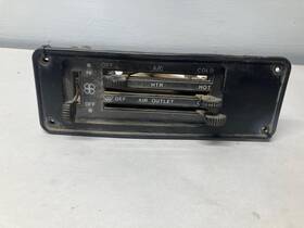 17-7-12681 International 1984-2000 9300 Heater A/c Temperature Controls - Used P/n 17712681