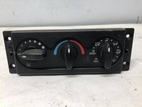 20061723545543c3 International 2002-2008 4200 Heater A/c Temp Controls Used P/n