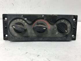 3545542c2 International 2001-2007 4400 Temp Controls - Used P/n