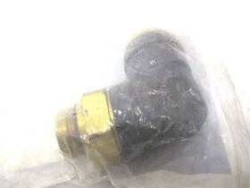 6131504c1 International New Oem 90 Degree Elbow M22 X 3/4 Inch Ptc