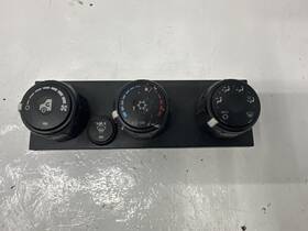 5hb01282408 International 824-08 2018-2026 Rh Heater A/c Temp Controls - Used P/n