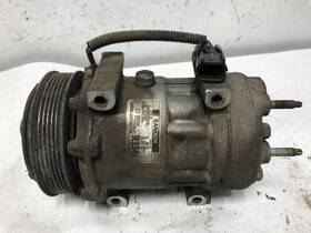 U4815 International 7400 Air Conditioner Compressor - Used P/n