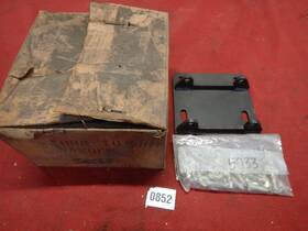 International Zgh51142 84-05 Nos Navistar Truck Mount A/c Compressor Bracket Kit