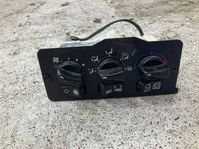 1000476302 Kenworth 2010-2016 T700 Heater A/c Temperature Controls - Used P/n