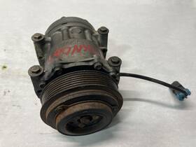 T680 Kenworth 938306870 Air Conditioner Compressor - Used P/n 000938306870
