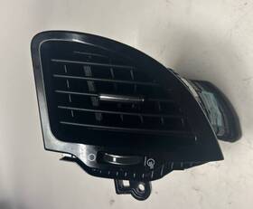 97480j5000fhv Kia 2018 - 2023 Stinger Front Left Side Outer Dash Air Vent Grille Assembly Oem