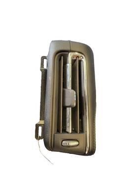 Lj7b-s044b79-ah3zhe Lincoln Used Oem Left Driver Dash Outer A/c Air Vent For 2020-2025 Corsair