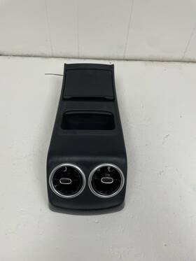 Mercedes-benz 1372612 2020-2026 Mercedes-benz Glb35 X247 Rear Center Console Vent Trim Panel