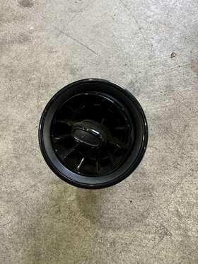 A9108303401 Mercedes-benz 910 83 03 401 2019-2022 Sprinter Dash Center Outer Air Vent Oem