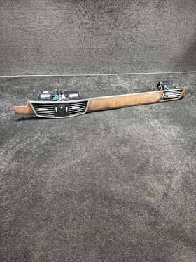A212680xx71 Mercedes-benz 10-13 W212 E350 Center Dash Ac Trim With Vents Oem
