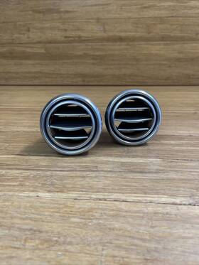 A2178300154 Mercedes-benz Oem 2015 - 2020 S550 C217 Outer Dash Air Vent Grille Set Of 2