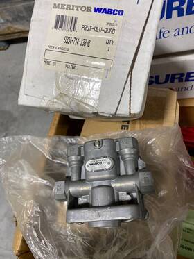 S934-714-138-0 Meritor S9347141380 Trailer Abs Valves Quad Pressure Protection