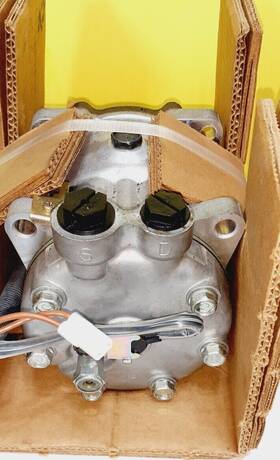 4603-9910 Motorcraft Vintage Genuine Compressor Assembly No Clutch Ln9000 Oem